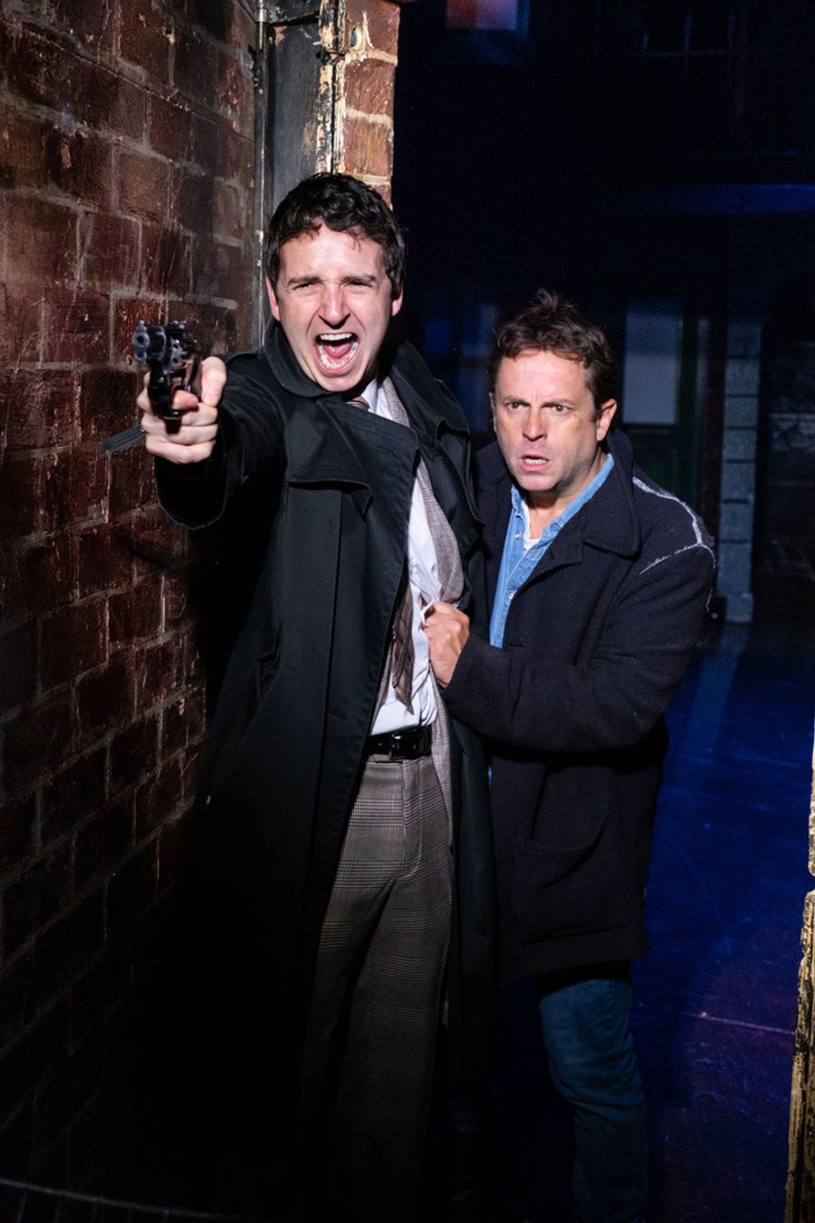 Photos: BLOOD BROTHERS UK Tour Image