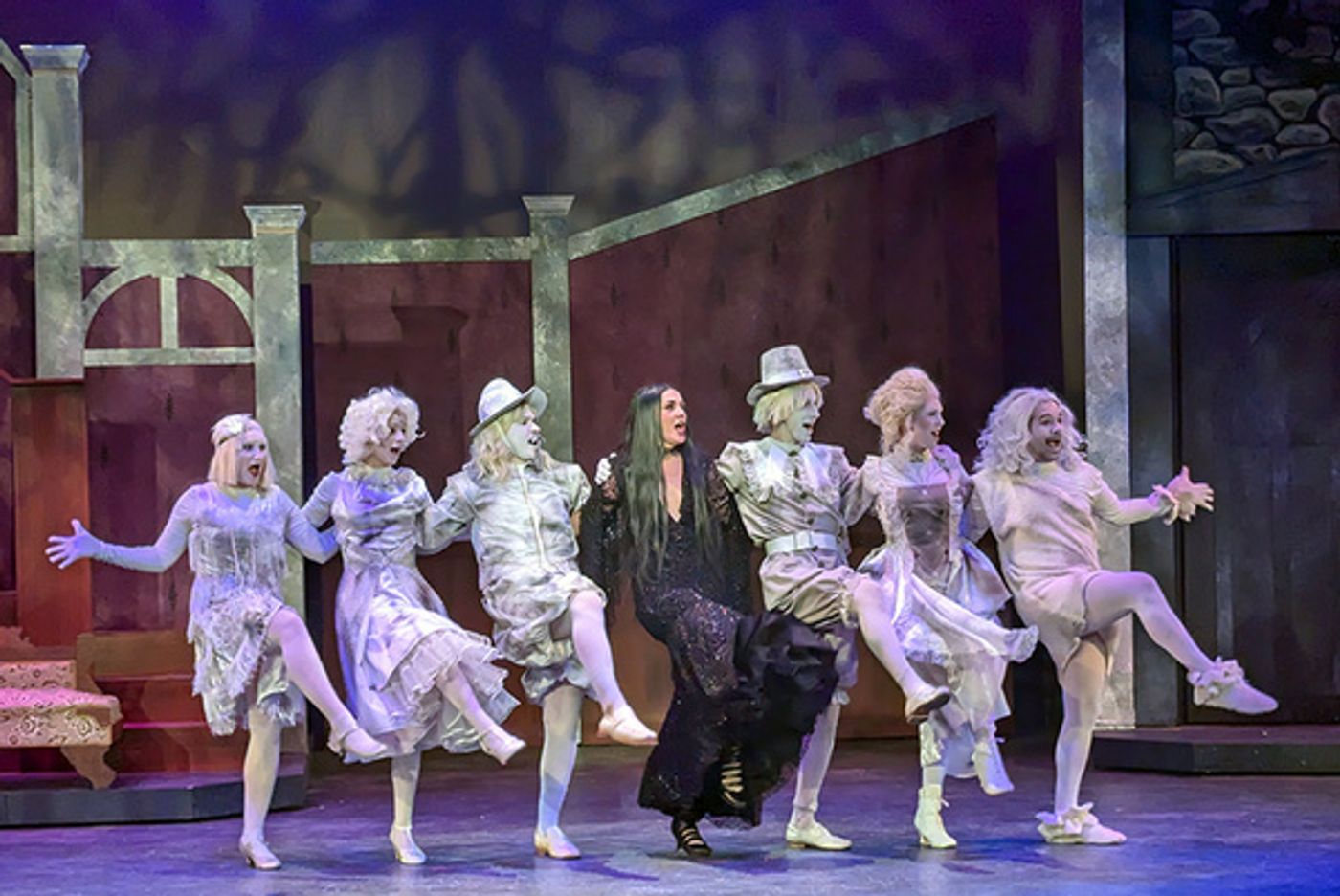 Photos: Circa '21 Dinner Playhouse Presents THE ADDAMS FAMILY  Image
