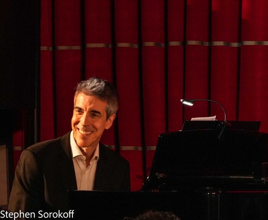 PHOTOS: AN AMERICAN IN LONDON Hugh Panaro Makes Crazy Coqs Debut Image
