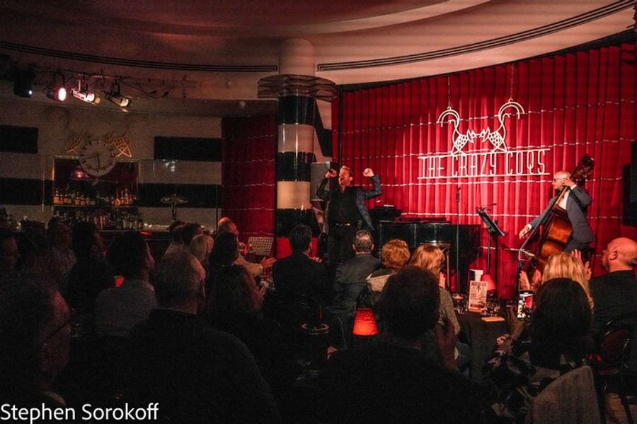 PHOTOS: AN AMERICAN IN LONDON Hugh Panaro Makes Crazy Coqs Debut Image