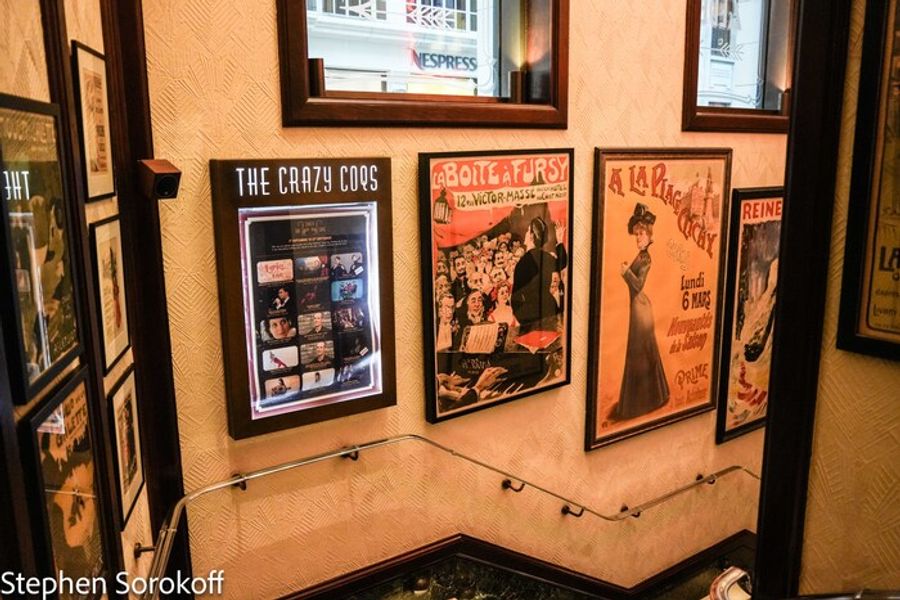 PHOTOS: AN AMERICAN IN LONDON Hugh Panaro Makes Crazy Coqs Debut Image