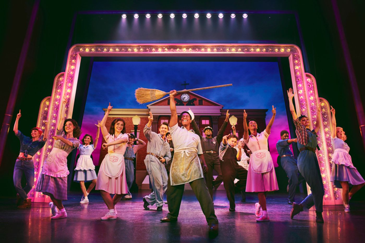 Photos: Vasco Emauz, Cory English, and More Lead BACK TO THE FUTURE in the West End  Image