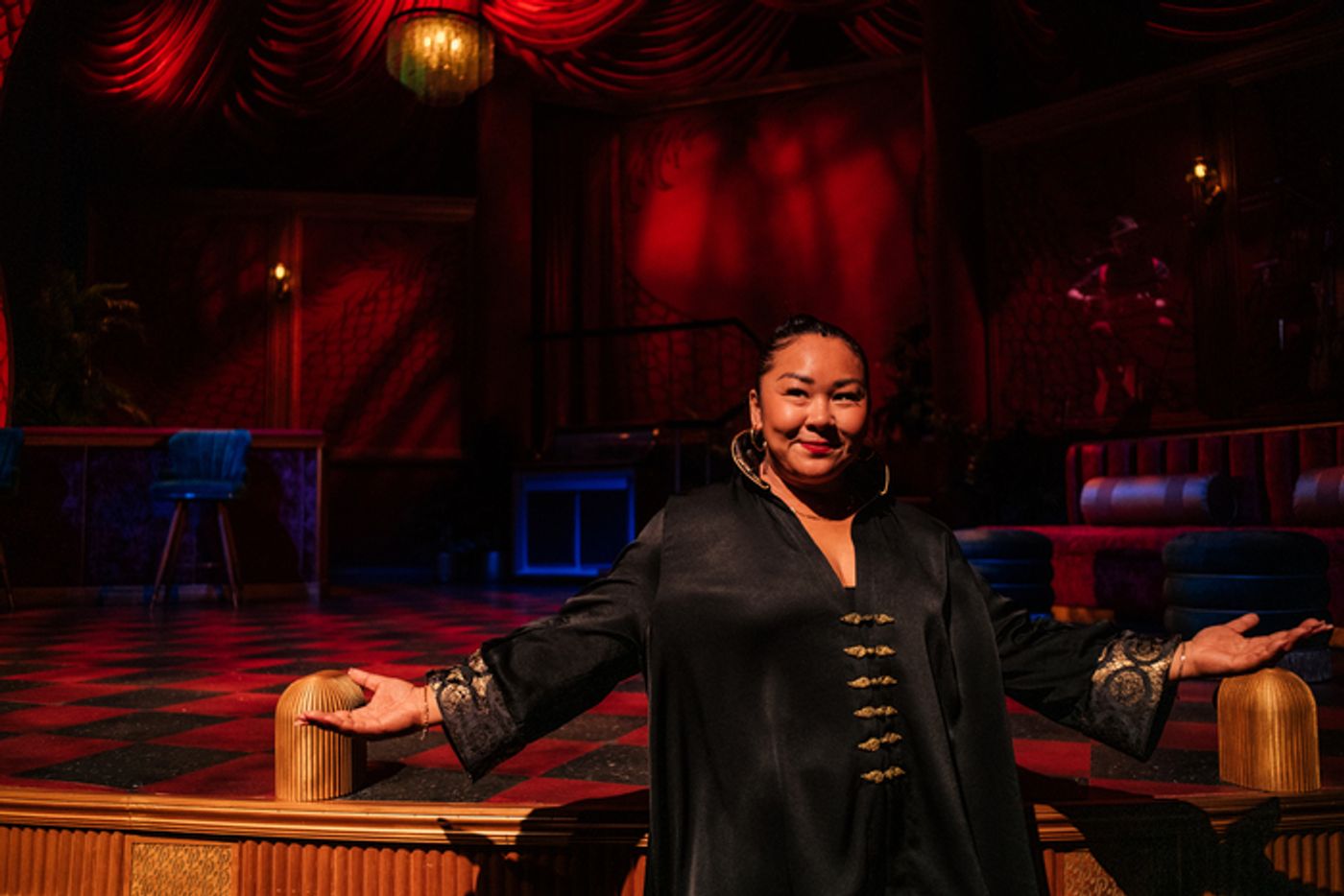 Photos: Sara Porkalob Performs DRAGON LADY at Geffen Playhouse  Image