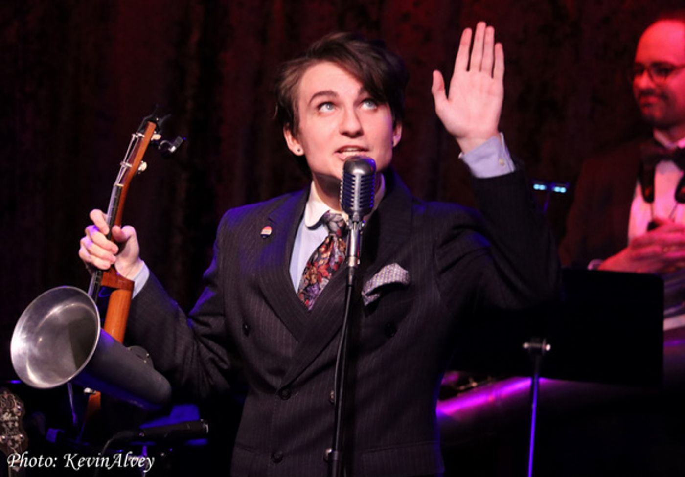 Photos: Bryce Edwards Brings Another Frivolity Hour To Birdland  Image