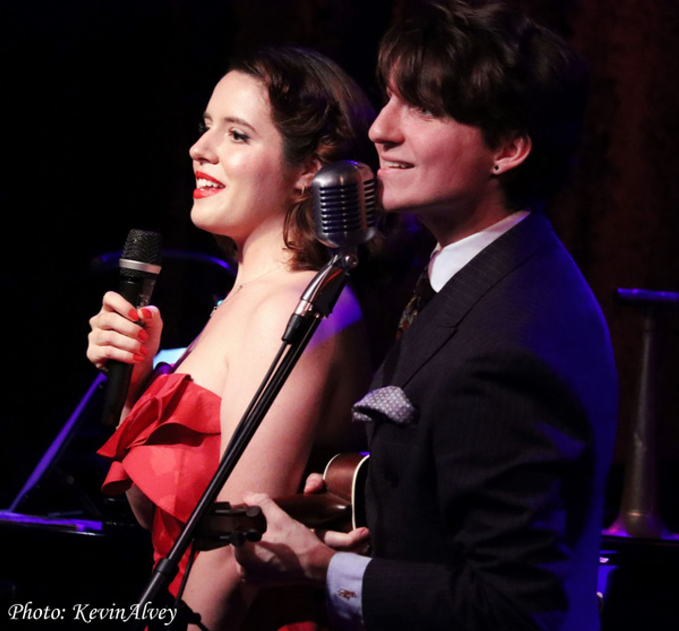 Photos: Bryce Edwards Brings Another Frivolity Hour To Birdland  Image