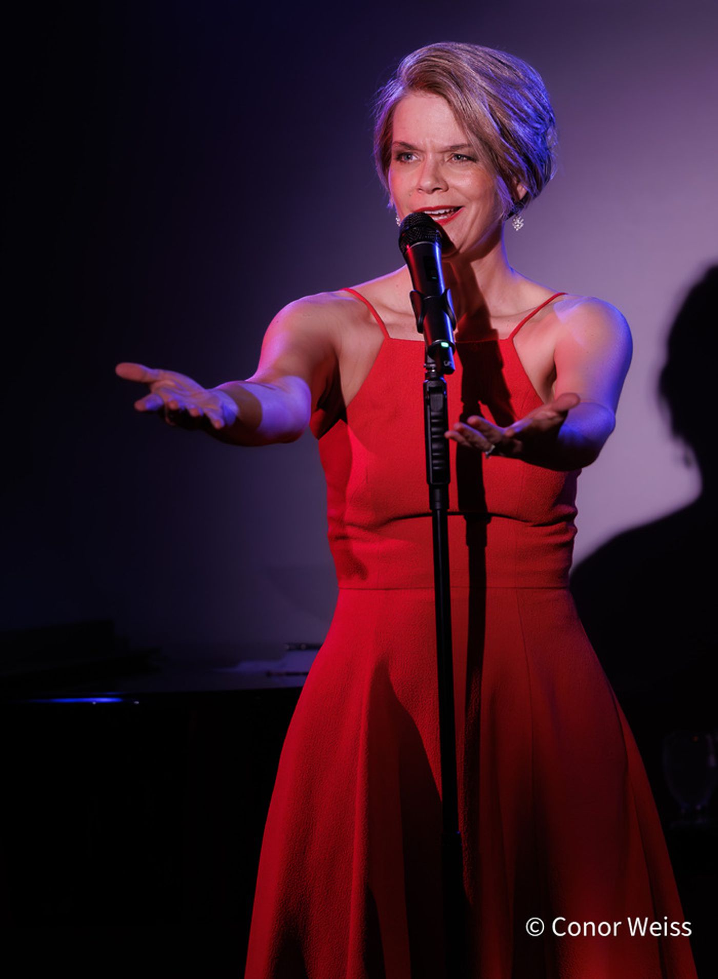 Photos: Highlights from Eden Casteel's KAHN ARTIST at Don't Tell Mama Photos: Highlights from Eden Casteel's KAHN ARTIST at Don't Tell Mama Image