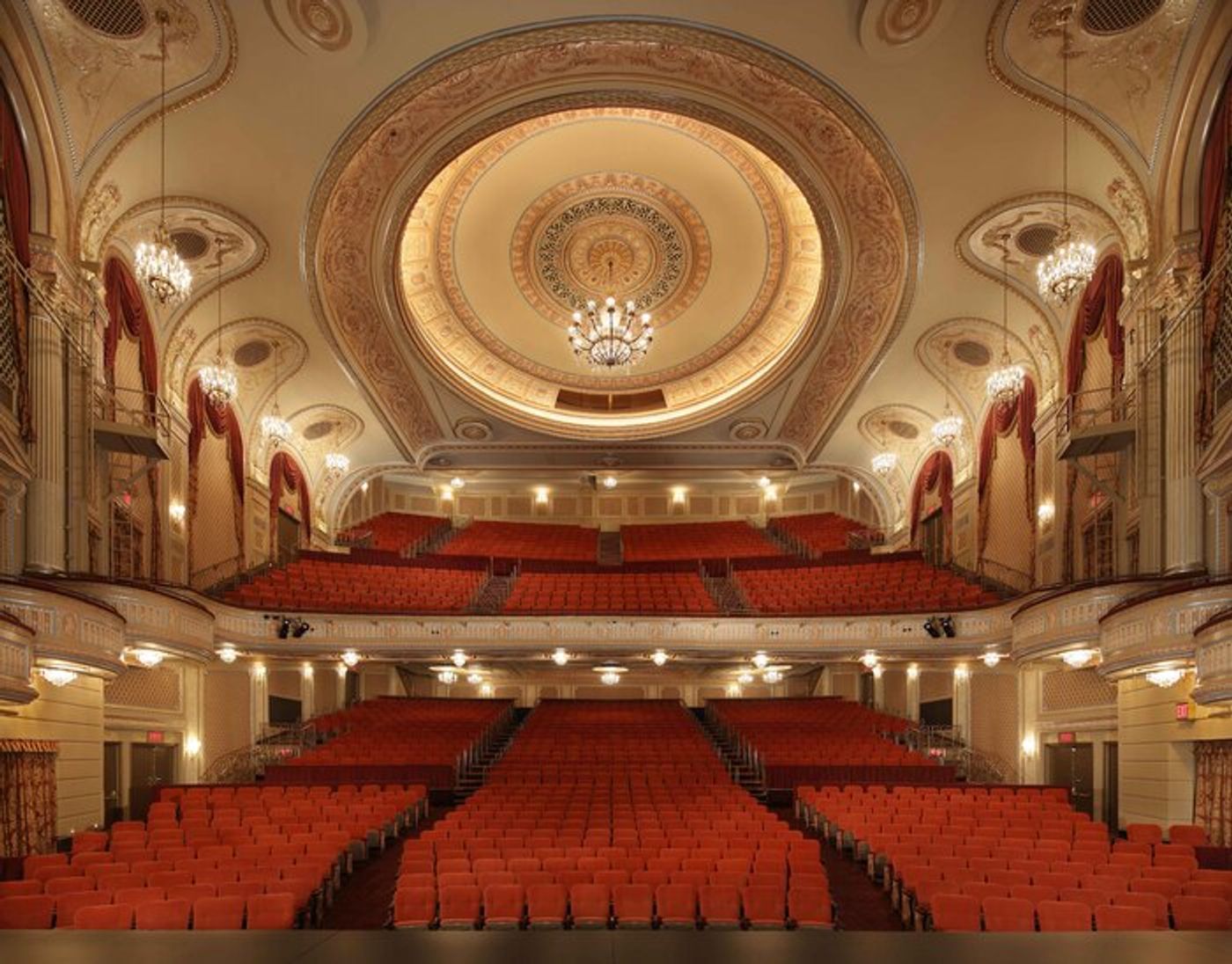 Photos: First Look Inside the Newly-Restored Majestic Theatre  Image