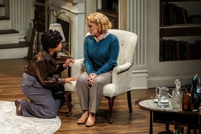 Shannon Williams and Brooke Turner in Dial M for Murder at Pittsburgh Public Theater, Photo
