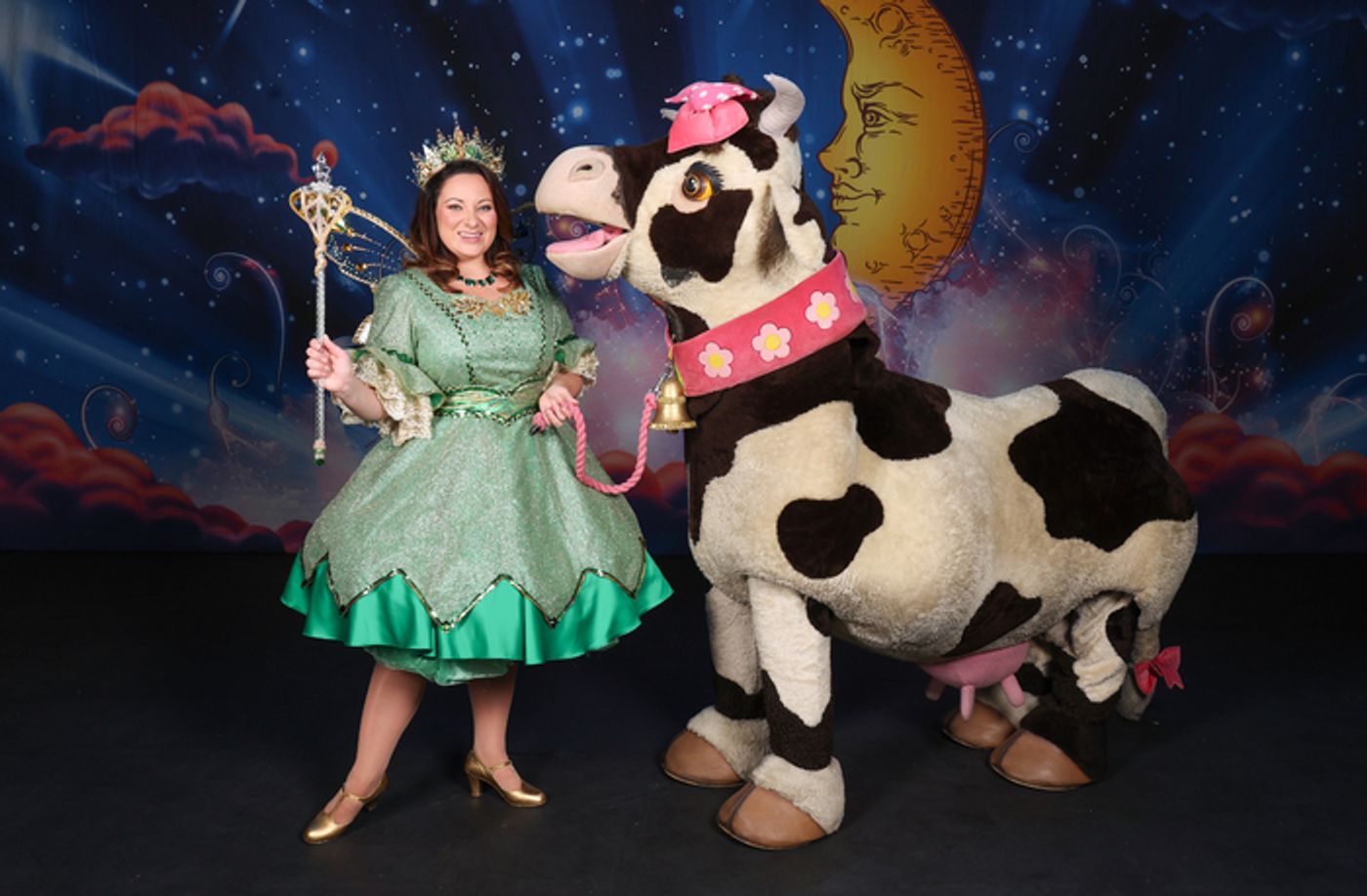 Photos: Meet the Cast of JACK AND THE BEANSTALK Panto at Southampton's Mayflower Theatre Photos: Meet the Cast of JACK AND THE BEANSTALK Panto at Southampton's Mayflower Theatre Image