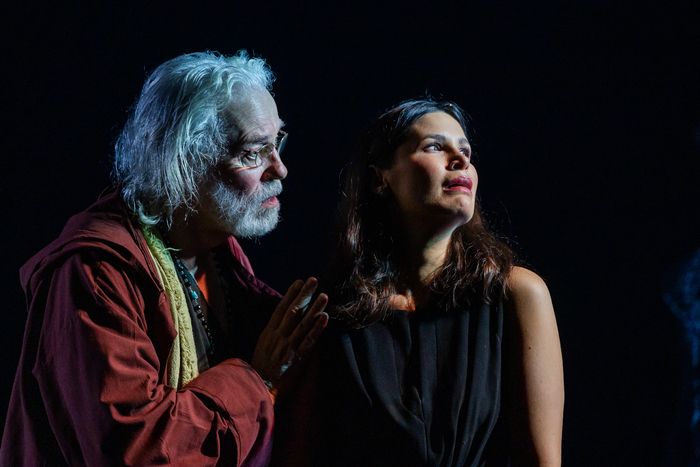 Photos: ROMEO AND JULIET at A.R.T. New Images — photo 9 of 11