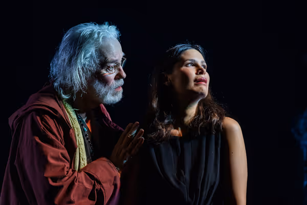 Terrence Mann and Nicole Villamil Photo