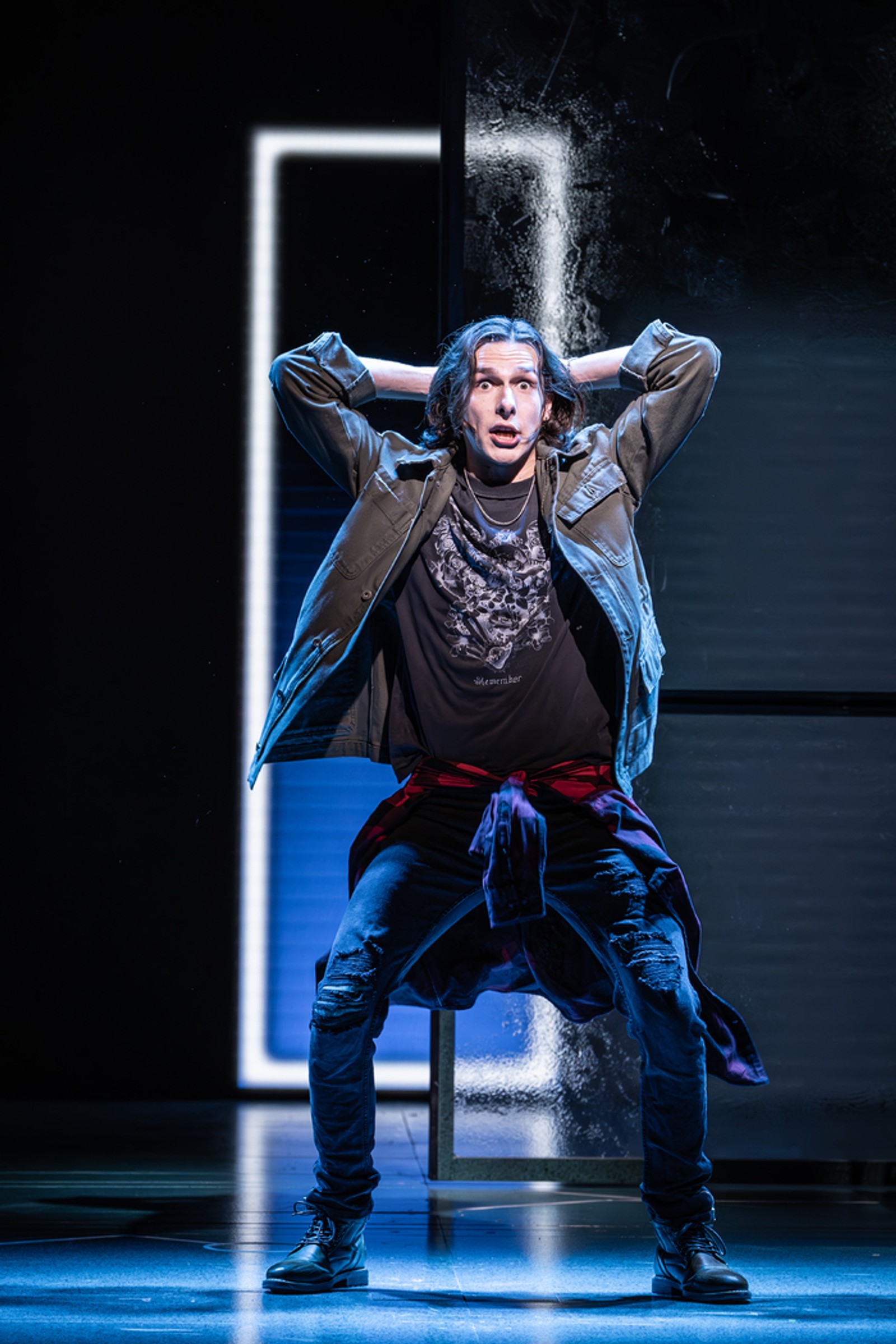Photos: DEAR EVAN HANSEN Kicks Off New UK Tour — photo 9 of 16