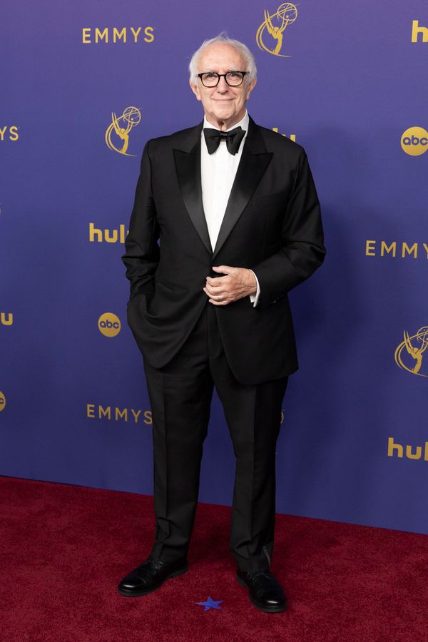 Jonathan Pryce Photo