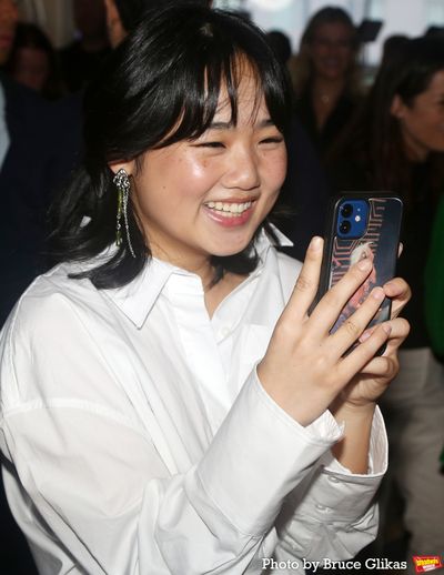 Helen J Shen Photo