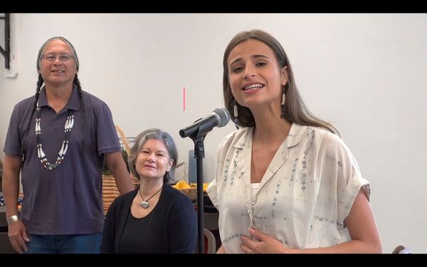 Brent Florendo, Michelle Rios, Angela Gômez Photo