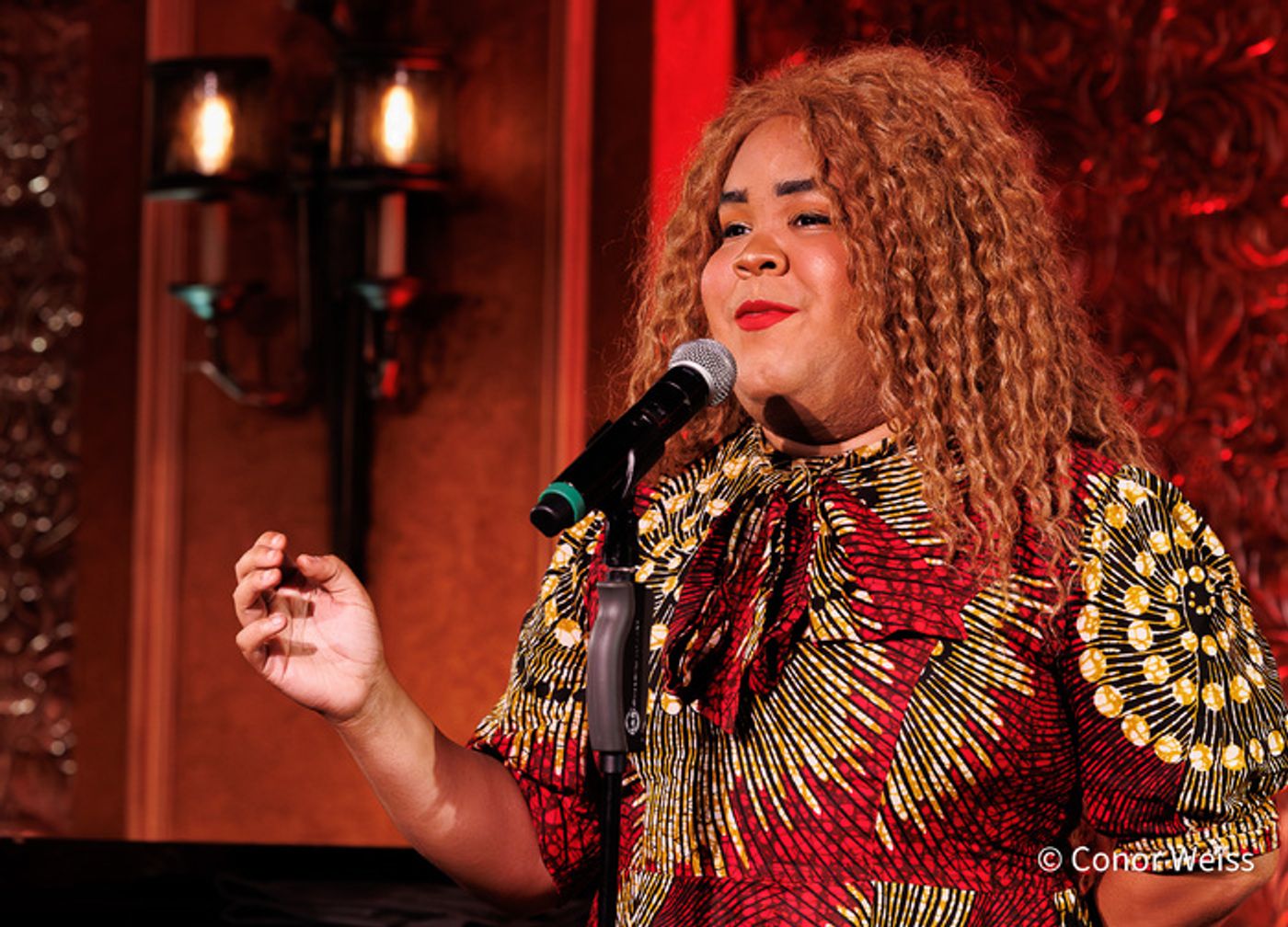 Photos: Highlights from Their Pronouns Are El/ Elle/ Ella at 54 Below Photos: Highlights from Their Pronouns Are El/ Elle/ Ella at 54 Below Image