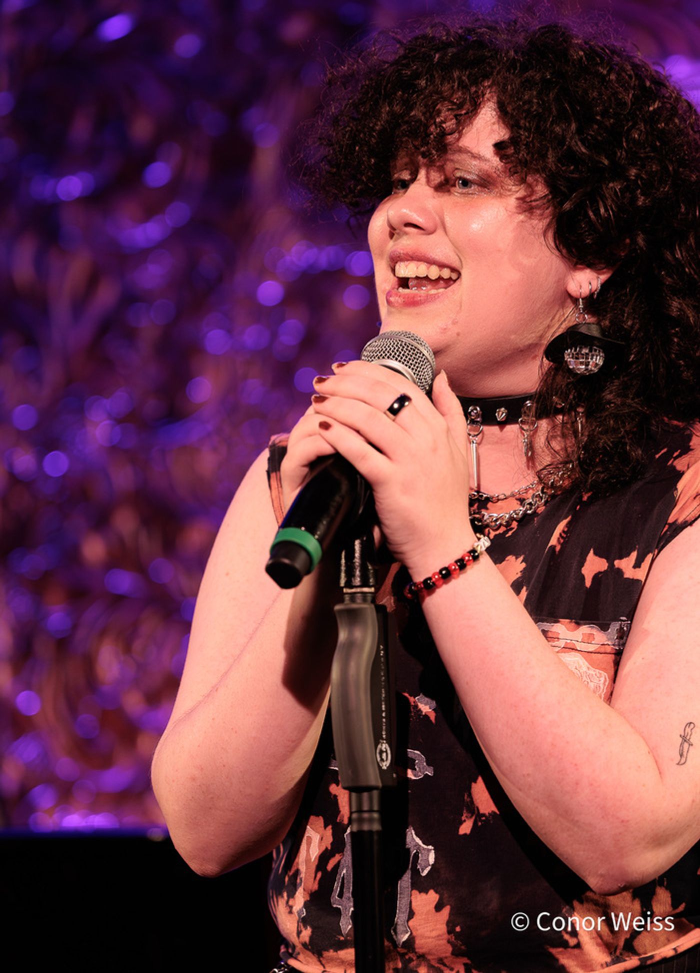 Photos: Highlights from Their Pronouns Are El/ Elle/ Ella at 54 Below Photos: Highlights from Their Pronouns Are El/ Elle/ Ella at 54 Below Image