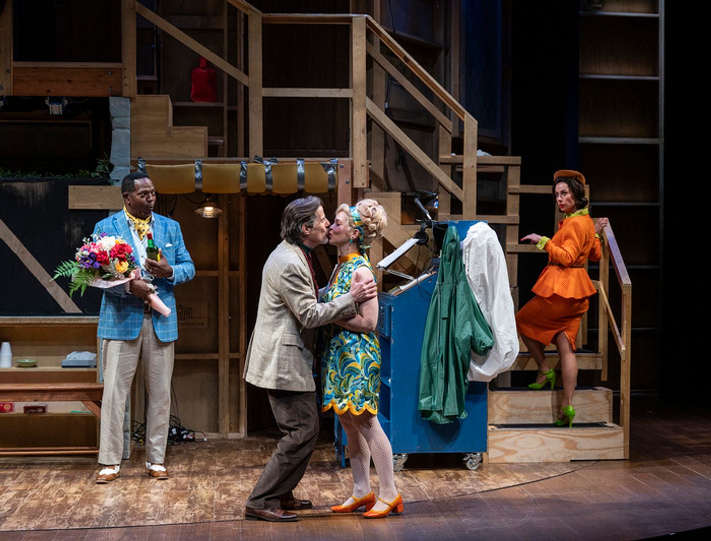Photos: NOISES OFF at Steppenwolf Theatre Company Photos: NOISES OFF at Steppenwolf Theatre Company Image