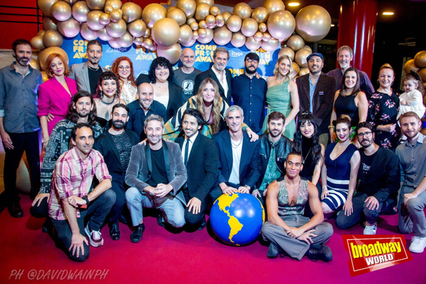 PHOTOS: Noche de estreno VIP de COME FROM AWAY en el Marquina de Madrid PHOTOS: Noche de estreno VIP de COME FROM AWAY en el Marquina de Madrid Image