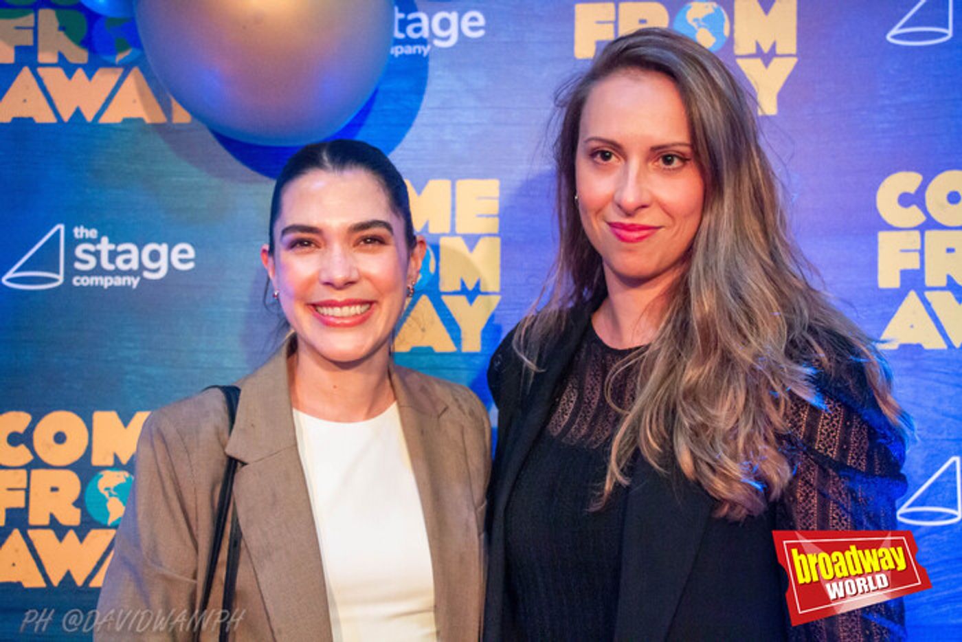 PHOTOS: Noche de estreno VIP de COME FROM AWAY en el Marquina de Madrid PHOTOS: Noche de estreno VIP de COME FROM AWAY en el Marquina de Madrid Image