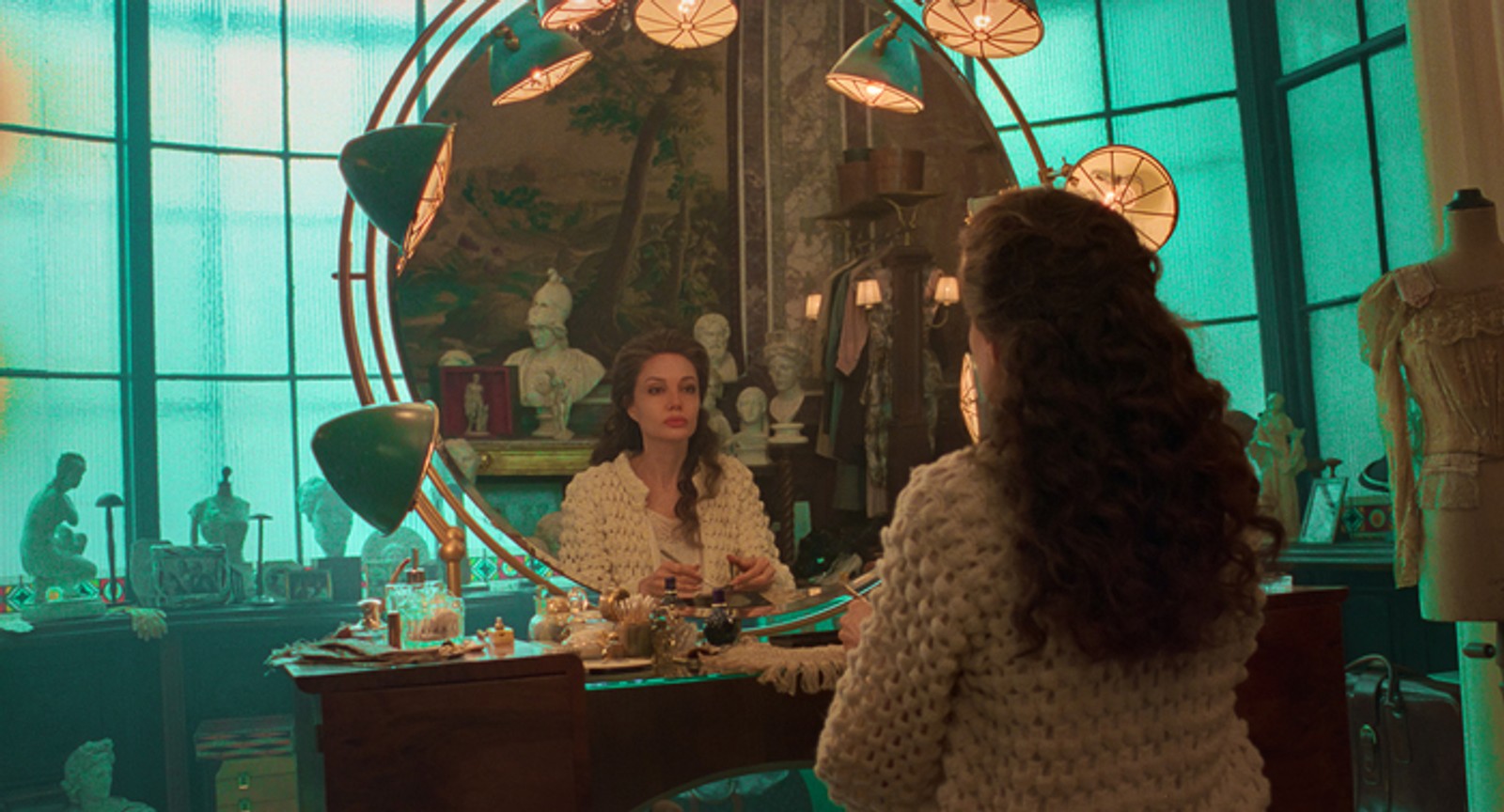 Photos: Netflix Reveals Release Date for Maria Callas Biopic Starring Angelina Jolie — photo 3 of 6