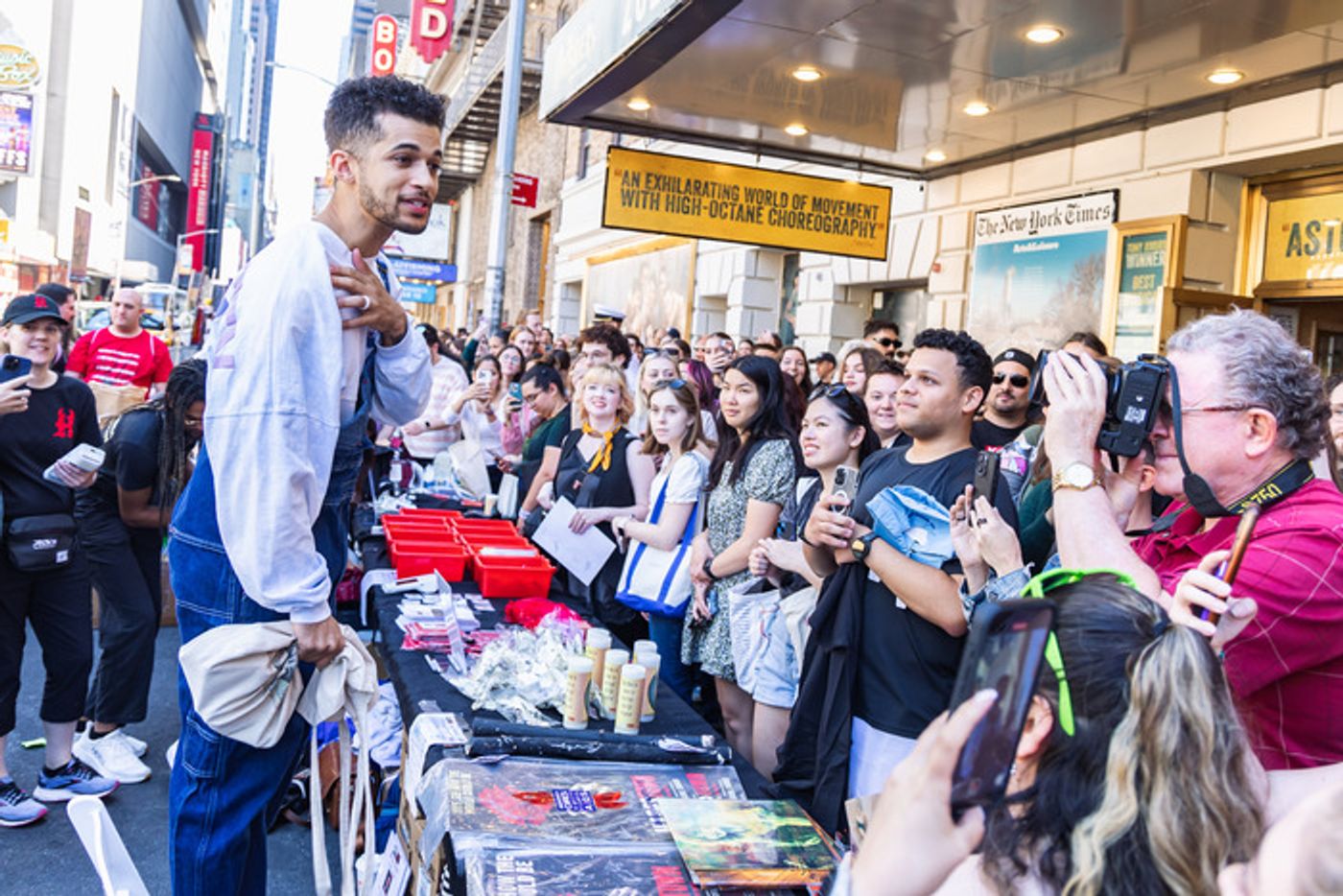 Photos/Video: 2024 BROADWAY FLEA MARKET Raises $1,421,675  Image