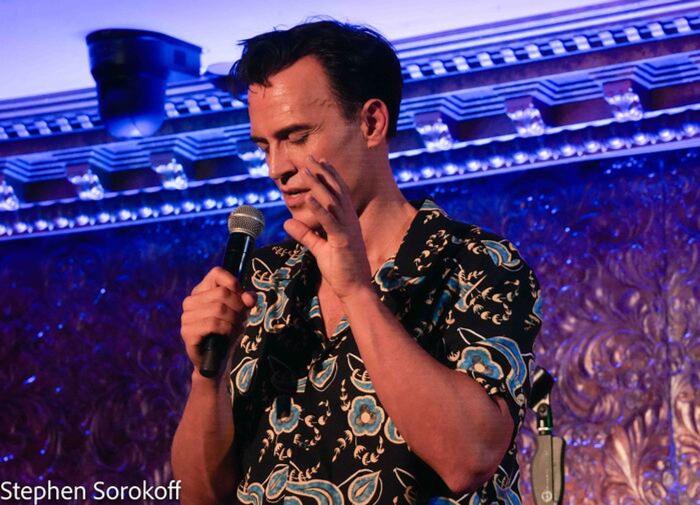 PHOTOS: Cheyenne Jackson Brings SIGNS OF LIFE to 54 Below  Image