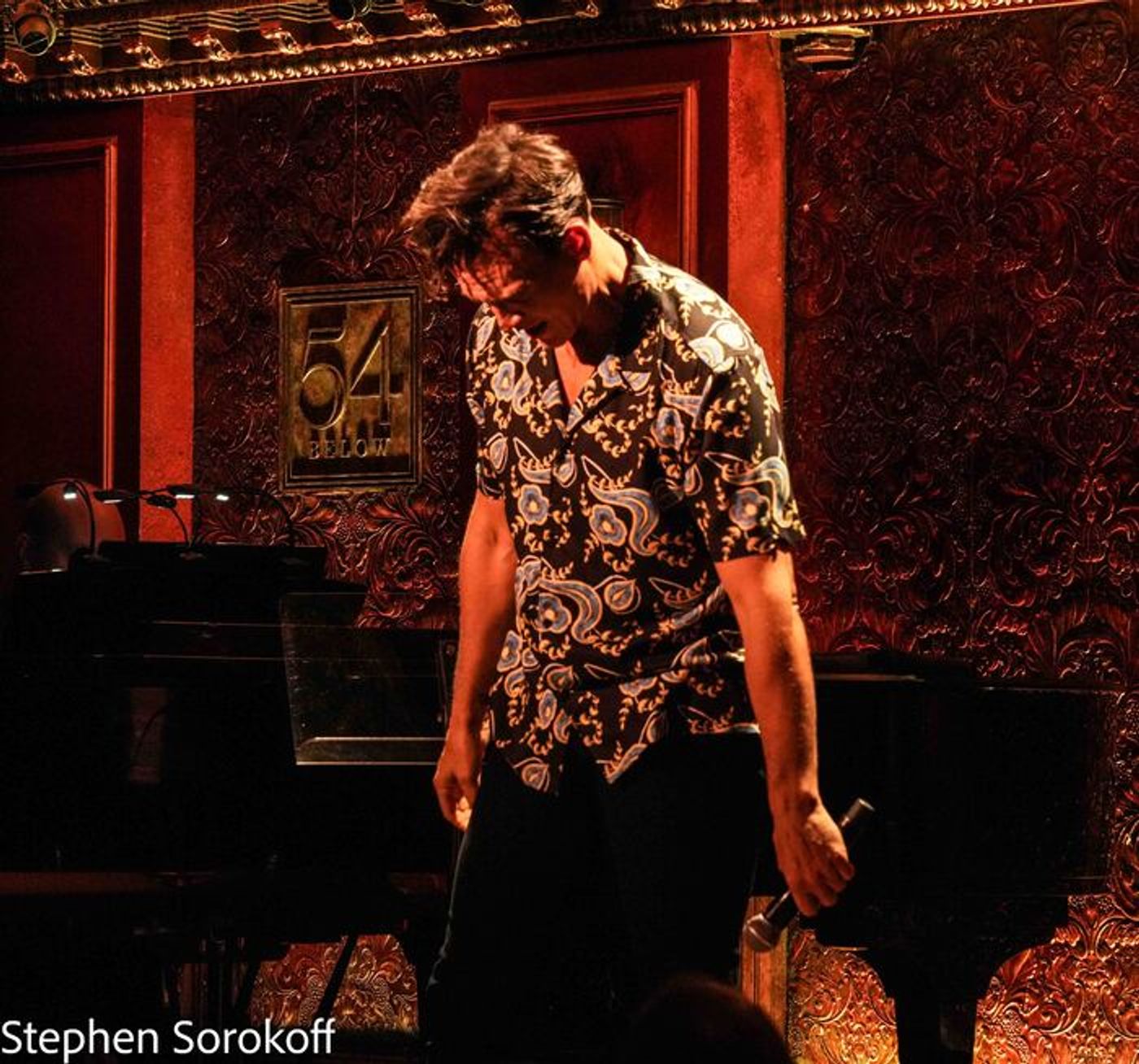 PHOTOS: Cheyenne Jackson Brings SIGNS OF LIFE to 54 Below  Image