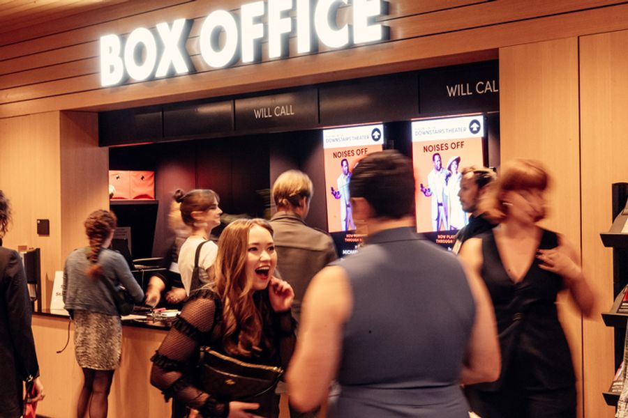 Photos: Steppenwolf Celebrates Opening Night of NOISES OFF Image