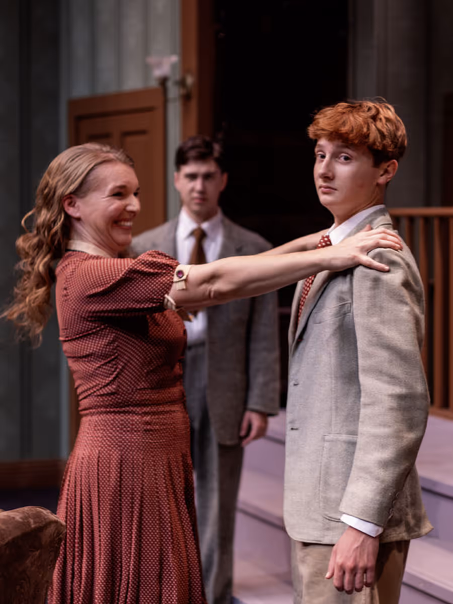 Photos: The Theatre Group at SBCC Presents LOST IN YONKERS Image