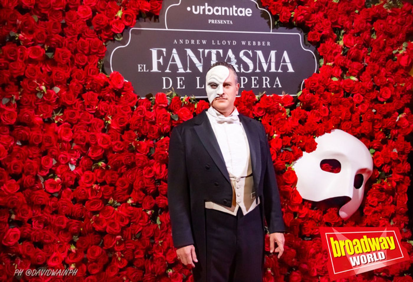 PHOTOS: Estreno de la segunda temporada de EL FANTASMA DE LA ÓPERA  Image
