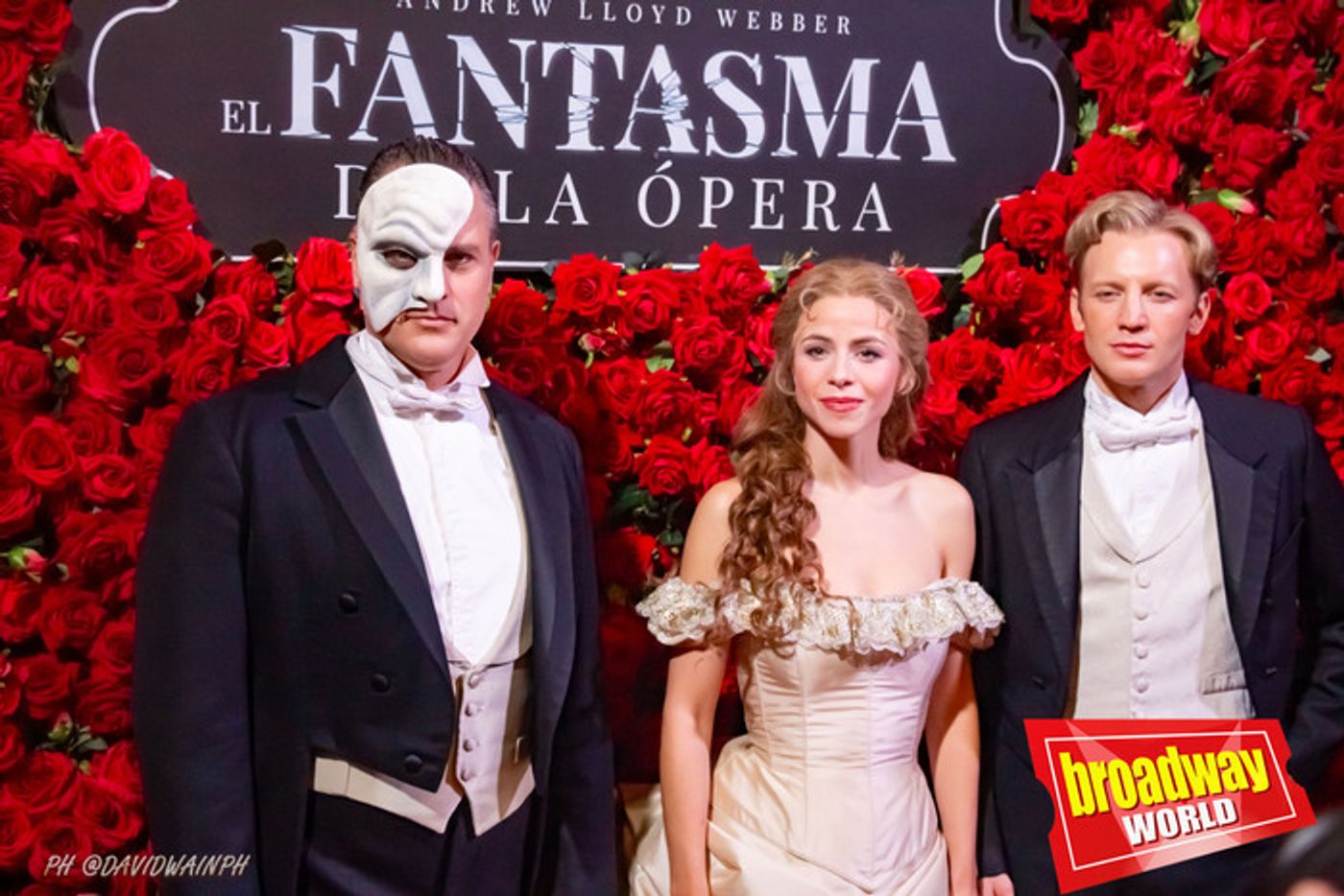 PHOTOS: Estreno de la segunda temporada de EL FANTASMA DE LA ÓPERA  Image