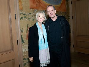 Dean Winters (R) @ BroadwayWorld Dean Winters (R) Photo