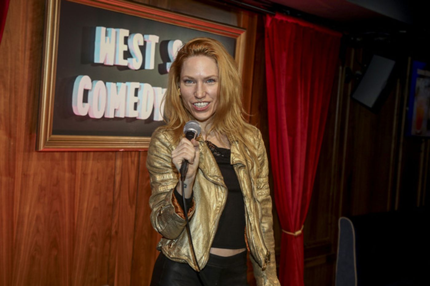 Photos:  Celebrities Perform In A Night Of Comedy For Charity Event At West Side Comedy Club  Image