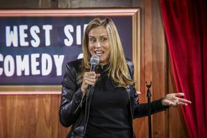 Comedian and club owner Felicia Madison performs and hosts at West Side Comedy Club o Photo