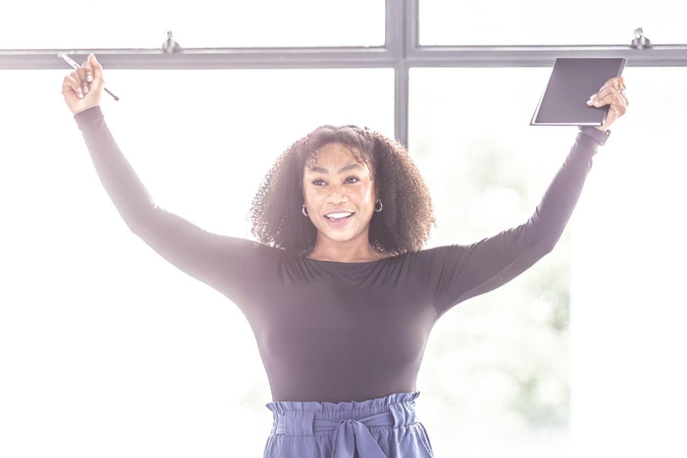 Photos: Keala Settle and More in Rehearsal for UK Premiere of FLY MORE THAN YOU FALL  Image