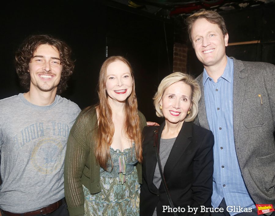 Photos: Gwen Walz, Jane Krakowski, & Susan Sarandon Visit Todd Almond's I'M ALMOST THERE Image