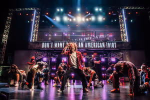 Daniel Durant (center) and the cast  Photo