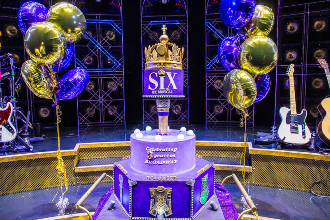 Photos: SIX Celebrates 3rd Anniversary on Broadway  Image