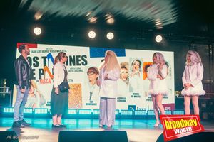 David Tortosa, Eva Rodríguez, Eva Diago, Edu Chico y Miguel de Miguel @ BroadwayWorld David Tortosa, Eva Rodríguez, Eva Diago, Edu Chico y Miguel de Miguel Photo