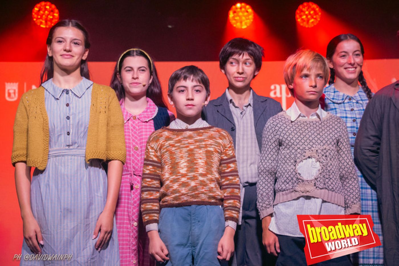 PHOTOS: Se presenta la Temporada Teatral de Madrid en la Plaza de Callao PHOTOS: Se presenta la Temporada Teatral de Madrid en la Plaza de Callao Image