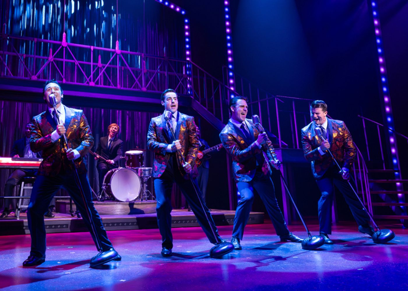 Exclusive Photos: JERSEY BOYS at Walnut Street Theatre  Image