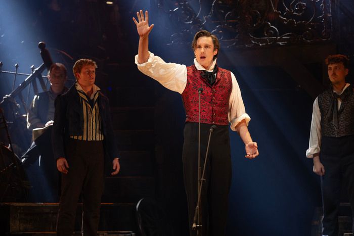 Photos: Killian Donnelly, Jac Yarrow, and More in LES MISERABLES THE ARENA SPECTACULAR — photo 3 of 12