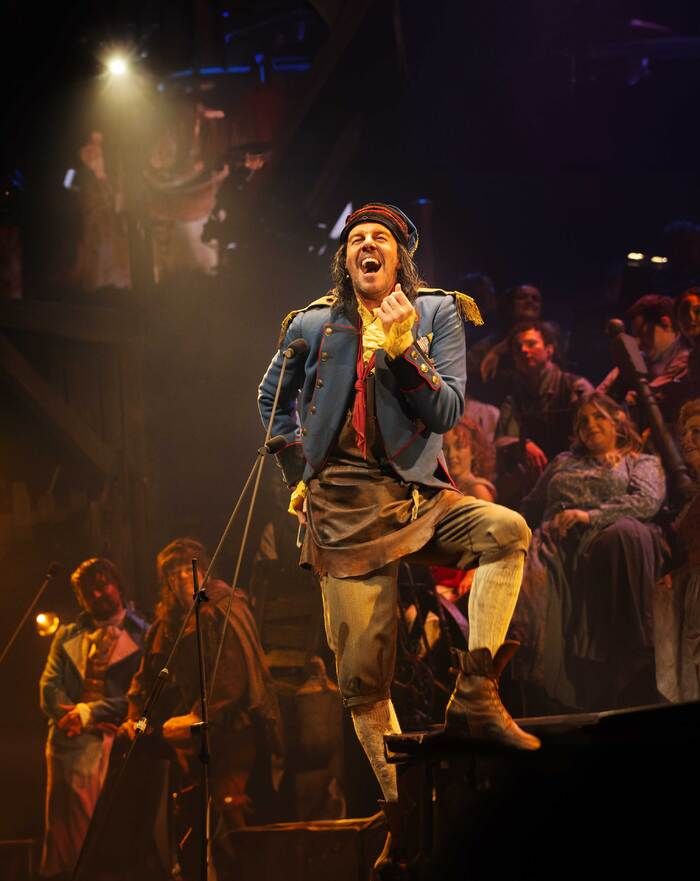 Photos: Killian Donnelly, Jac Yarrow, and More in LES MISERABLES THE ARENA SPECTACULAR — photo 8 of 12