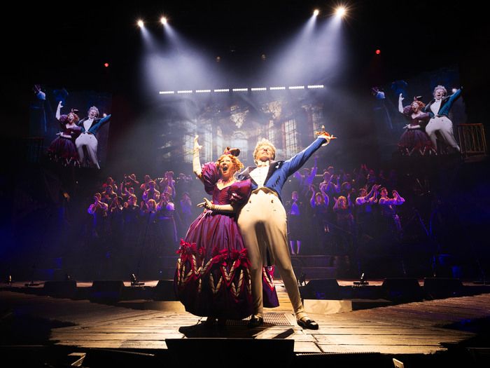 Photos: Killian Donnelly, Jac Yarrow, and More in LES MISERABLES THE ARENA SPECTACULAR — photo 10 of 12