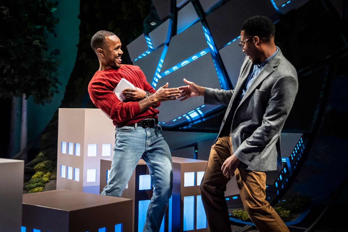 Photos/Video: PRIMARY TRUST at the Goodman Theatre  Image