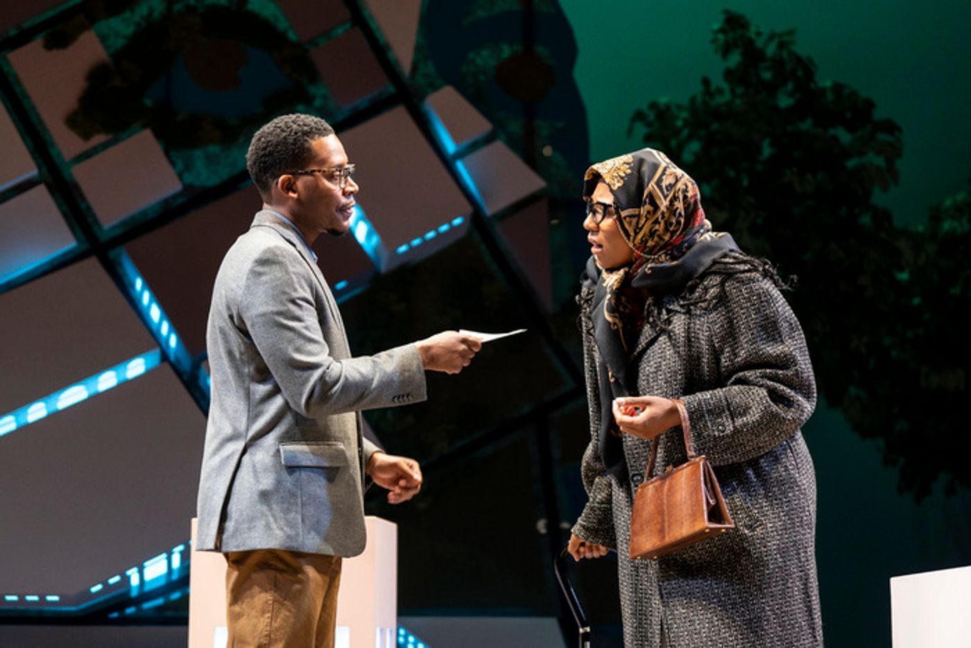 Photos/Video: PRIMARY TRUST at the Goodman Theatre  Image