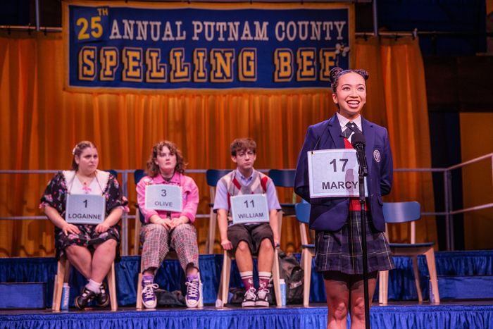 Photos: SPELLING BEE at the Kennedy Center with Beanie Feldstein, Bonnie Milligan, and More — photo 16 of 19