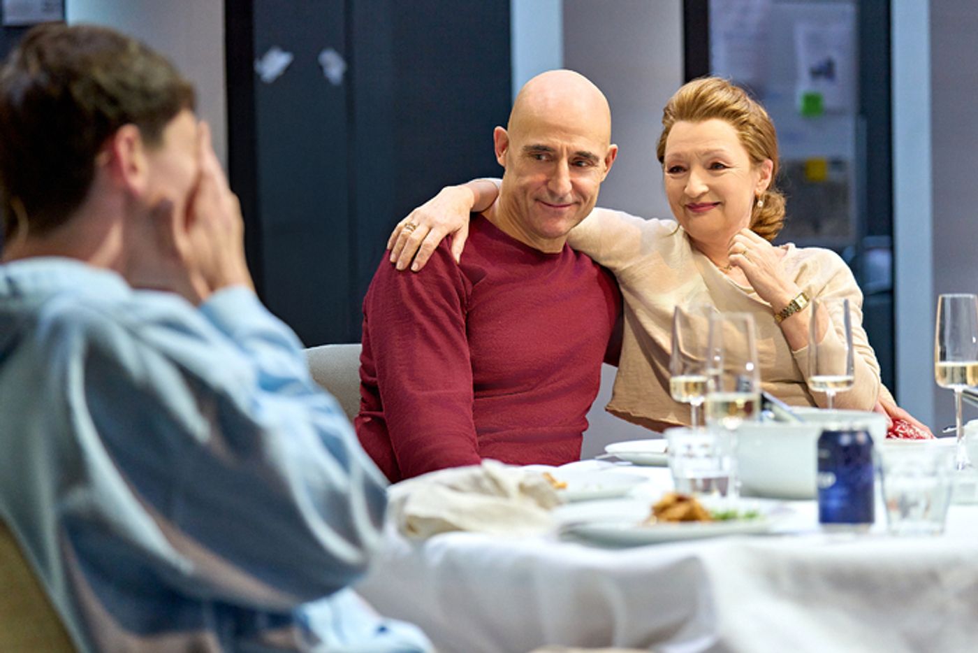 Photos: Mark Strong, Lesley Manville, and More Star In OEDIPUS West End  Image