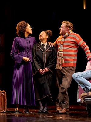 Jade Ogugua, Eve de Leon Allen, Thomas Aldridge Photo